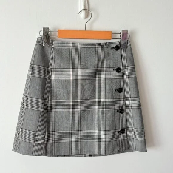 Aritzia Sunday Best Yuri Button Up Plaid Mini Grey Check Skirt Size 0 - Picture 3 of 6
